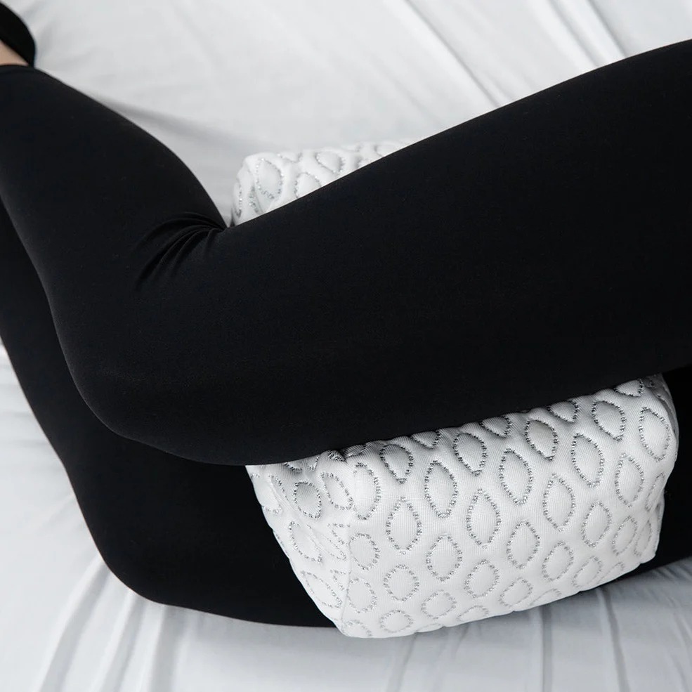 Ergonomisches Kniekissen mit Memory Schaum und Kühlbezug